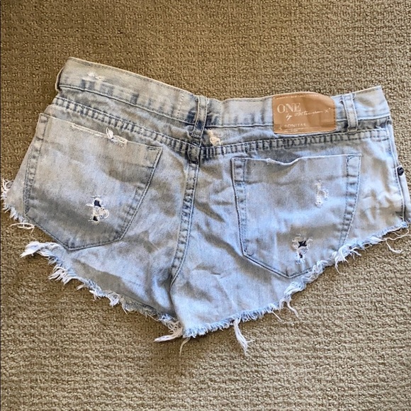 One Teaspoon bonita denim shorts - Picture 2 of 4